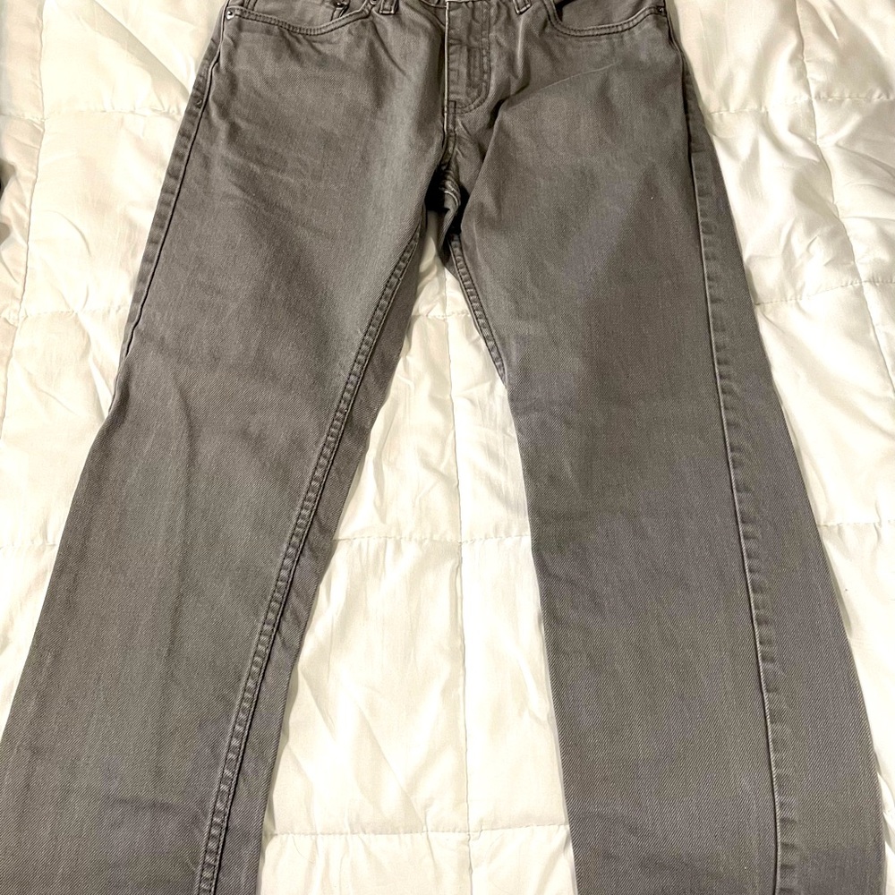 Gray denim511 slim Levi’s. 29x29 18 reg